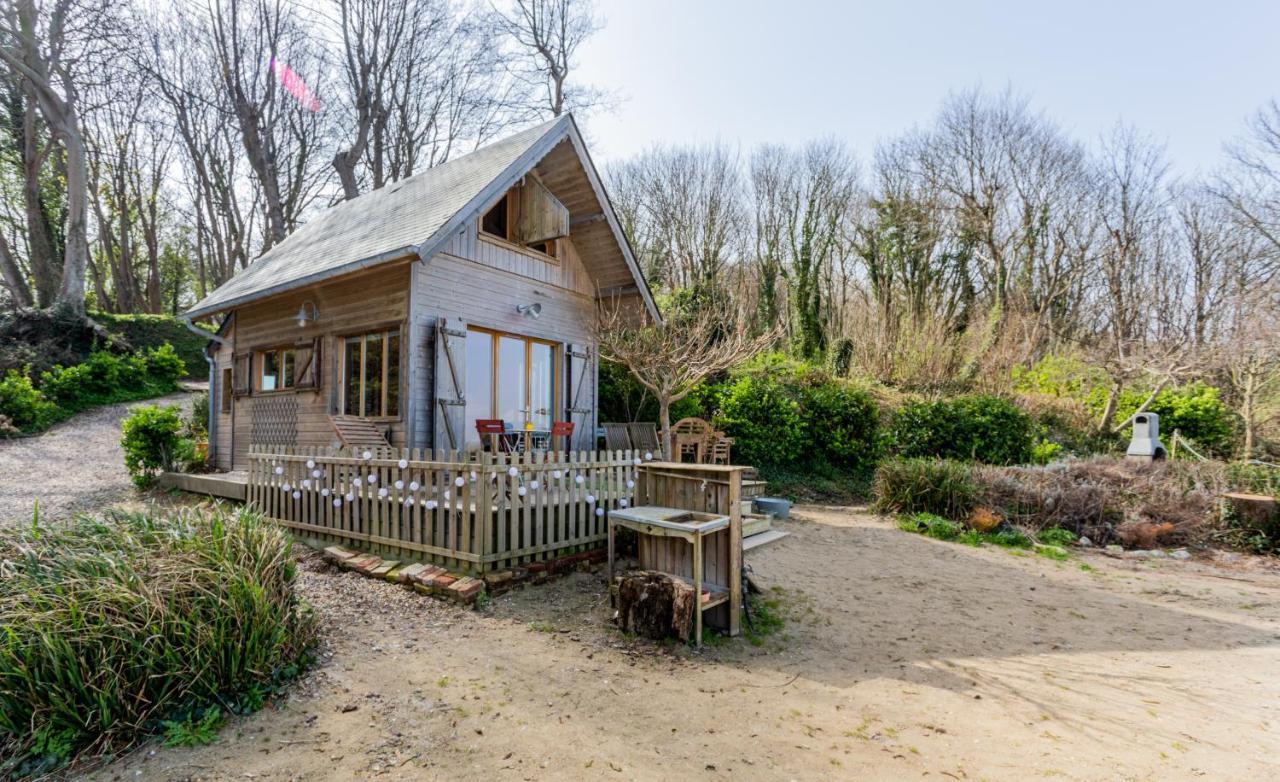 Chalet Bord De Mer Cls Deauville Cricqueboeuf Exterior photo